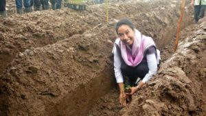 Terkait Panama Papers dan JICT, Rini Kembali Didesak Mundur item-thumbnail