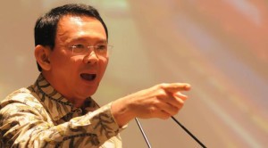 Ahok Keluhkan Oknum Gerindra yang Suka Mainkan Isu SARA item-thumbnail