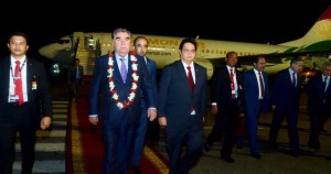 Menperin Airlangga Ajak Presiden Tajikistan Kerjasama Industri item-thumbnail