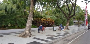 Trotoar di Surabaya Benar-benar Nyaman Bagi Pejalan Kaki item-thumbnail