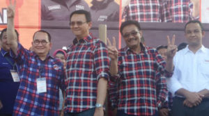 Ahok: Saya Difitnah Buni Yani dengan Menghilangkan kata “Pakai” item-thumbnail