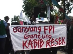 Semakin Melebar Wilayah Menuntut Pemerintah Bubarkan FPI item-thumbnail