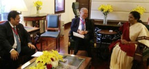 Indonesia Berharap Kurangi Impor Bahan Baku Industri Farmasi dari India item-thumbnail