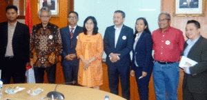 Suriname Jadi Pintu Gerbang Ekspor IKM Indonesia ke Amerika item-thumbnail