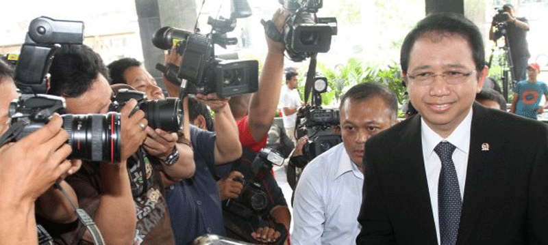 Setya Novanto, Marzuki Alie Kebagian Uang Korupsi e-KTP item-thumbnail