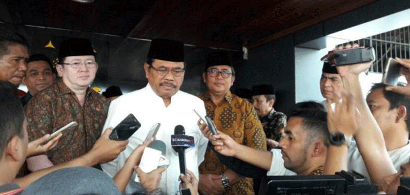 Ancam Jaksa Melalui SMS, Hary Tanoesoedibjo Jadi Tersangka item-thumbnail