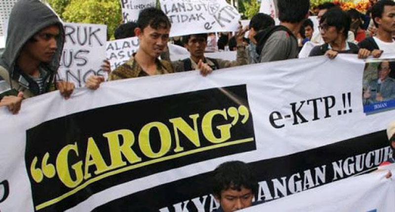 Inilah Nama-nama yang Disebut Tersangkut Dalam Kasus Korupsi e-KTP item-thumbnail