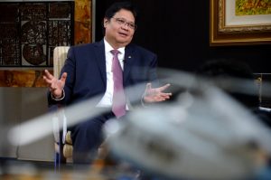 Pertumbuhan Industri Kembali Meroket di atas Perekonomian item-thumbnail