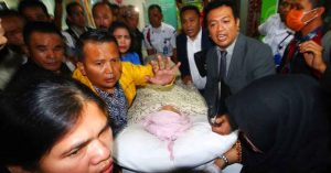Dokter Bongkar Akal Busuk Pengacara Setya Novanto item-thumbnail