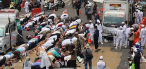 Pendukung Amien Rais Serukan; Kita Perjuangkan Khilafah, 2019 Ganti Sistem item-thumbnail
