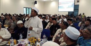FPI Malang Sepakat, HTI tak Boleh ada di Indonesia item-thumbnail