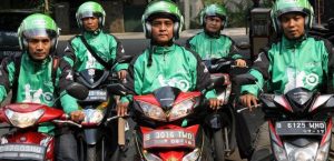 Prabowo Rendahkan Tukang Ojek, Timses Jokowi: Jangan ! item-thumbnail