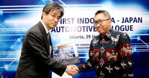 Investor Jepang Ditarik untuk Produksi Baterai Kendaraan Listrik item-thumbnail