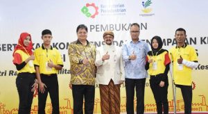 268 Penyandang Disabilitas Ikuti Diklat 3 in 1 Industri Garmen dan Alas Kaki item-thumbnail