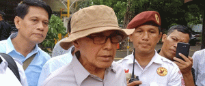 Kivlan Bertobat, Ajak Warga Hormati Hasil Pemilu Sesuai UU item-thumbnail