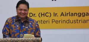 Menperin Airlangga Bedah Buku; Industrialisasi Butuh Sebuah Ikhtiar item-thumbnail