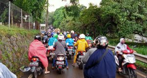 Jakarta Dikepung Banjir, Inilah Jalan-jalan yang Putus Akibat Banjir item-thumbnail