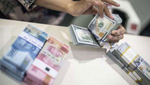 Dolar Menguat, Indonesia Wajib Genjot Kinerja Ekspor item-thumbnail