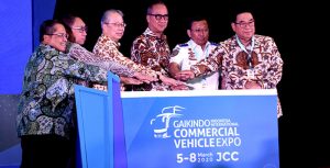Menperin AGK Sempat Buka Pameran Bersama Dua Pejabat Eselon Satu yang Baru Saja Meninggal item-thumbnail