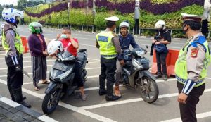 Biar Efektif, Sanksi untuk Pelanggar PSBB, Harus Tegas item-thumbnail