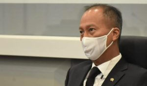 Industri Obat dan Alat Kesehatan Diupayakan Menjadi Sektor yang Mandiri di Dalam Negeri item-thumbnail