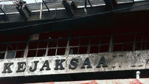Amien Rais Sebut Gedung Kejaksaan Agung bukan Terbakar, Tapi Dibakar Orang Dalam item-thumbnail