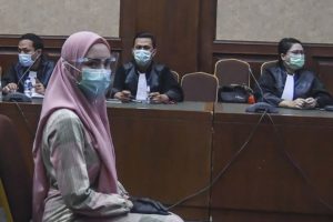 Denny Siregar Kritisi Penampilan Jaksa Pinangki: “Seandainya Tuhan Bisa Menangis….” item-thumbnail