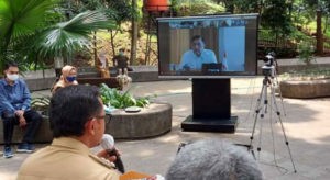 Kabar Gembira, Luhut Panjaitan; Vaksin Sudah akan Digelar November 2020 item-thumbnail