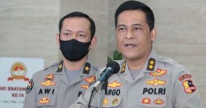4 Direktur RS Ummi Segera Diperiksa Polisi Terkait Kondisi Rizieq item-thumbnail