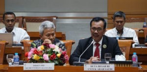 Habib Rizieq Selama di Arab Selalu Menyebut Jokowi Presiden Illegal item-thumbnail