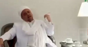 Rizieq Jatuh Sakit item-thumbnail