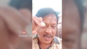 Pria Warga Pekalongan, Siap Sembelih Leher Rizieq Shihab item-thumbnail