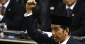 Jokowi: Aparat Penegak Hukum Wajib Tegas dan Warga tak Boleh Semena-mena item-thumbnail