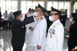 Gubsu Lantik Bupati dan Wakil Bupati Humbahas item-thumbnail