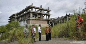 Hambalang, Bangunan Mangkrak Hasil Karya Bapak Mangkrak… item-thumbnail