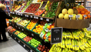 23 Tahun Reformasi, Supermarket Penuh Barang Impor item-thumbnail