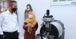 Belanja Pemerintah Rp607,7 Triliun Jadi Peluang Serap Produk Lokal item-thumbnail