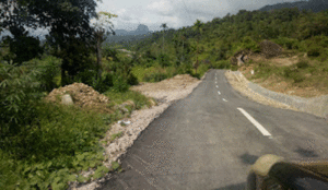 Bupati Humbahas Janjikan Jalan Parbotihan – Pakkat Mulus item-thumbnail