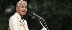 Ganjar Pranowo Sebaiknya Tinggalkan PDIP, Mumpung Elektabilitas Tinggi item-thumbnail