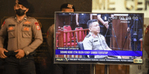 Kenapa Sambo Masih Mengenakan Seragam Polri, Ini Jawabannya… item-thumbnail