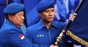 SBY dan Putranya AHY Melontarkan Kritik Blunder yang Akan Jadi Bumerang bagi Demokrat item-thumbnail