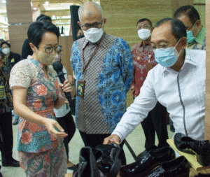 Utilisasi Industri Kulit dan Alas Kaki Menanjak Hingga 84,49 Persen item-thumbnail