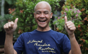 Ganjar Pranowo Siap Nyapres item-thumbnail