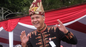 Seandainya PDI-P Ogah Mencapreskan Ganjar, Koalisi Partai Lain Bersedia Mengantarkan Gubernur Jateng itu ke Panggung Pilpres item-thumbnail