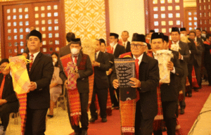 Menteri Agama, Yaqut Choilil Quomas Ajak Pendeta dan Warga HKI Daerah XII Jadi Duta Persahabatan Antar Negara item-thumbnail