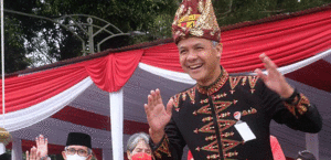 PSI Gencar Dukung Ganjar Bakal Capres item-thumbnail