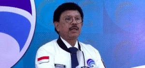 Menkominfo Johnny G Plate, Bisa Jadi Tersangka Kasus Korupsi BTS 4G item-thumbnail