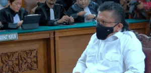 Ternyata Sambo Ikut Menembak Yosua dengan Senjata Glock item-thumbnail