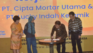 Kemenperin Dorong Industri Keramik Terapkan SNI item-thumbnail