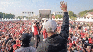 Elektabilitas Ganjar Melejit Tinggalkan Prabowo dan Anies item-thumbnail
